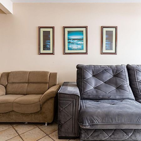 Apto Pe Na Areia Vista Mar Em Meia Praia Evb308 伊塔佩马 外观 照片