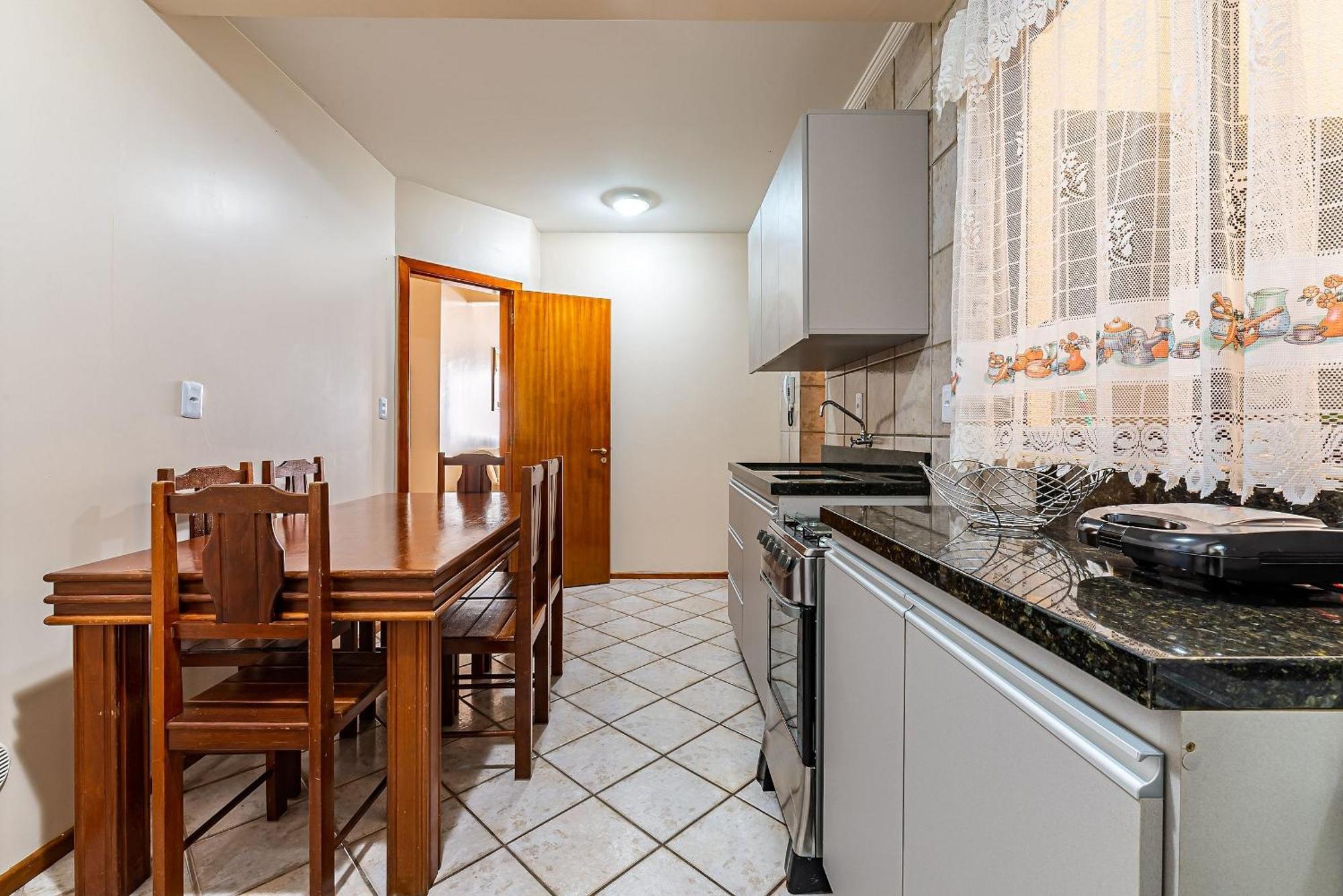Apto Pe Na Areia Vista Mar Em Meia Praia Evb308 伊塔佩马 外观 照片
